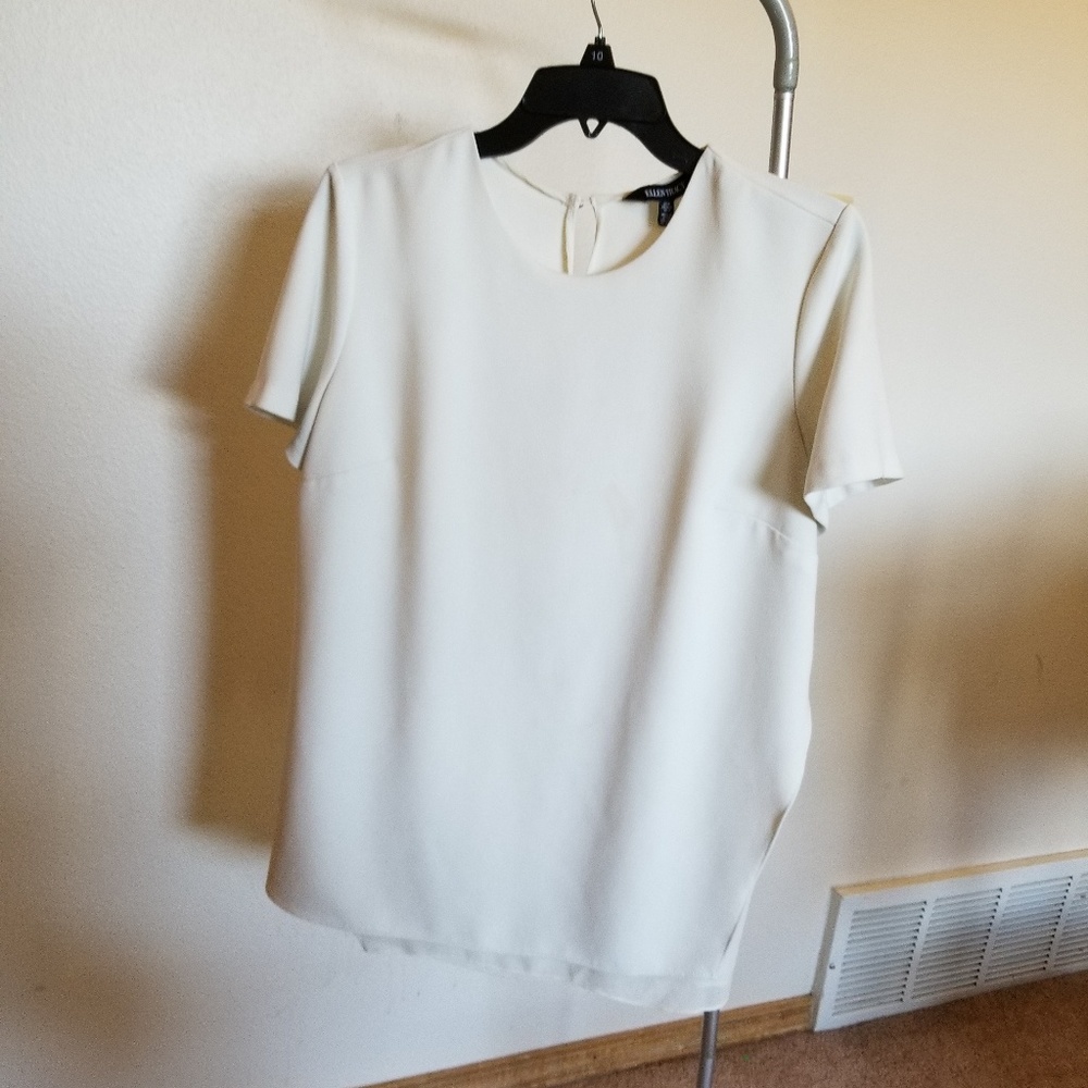 Sheer Side Ellen Tracy Top
